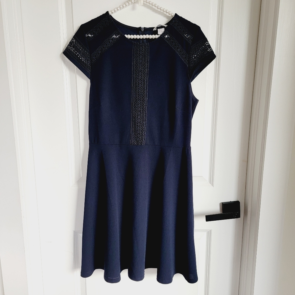 NWOT H&M Navy Blue Lace Eyelet Cap Sleeve Knee-Length Casual Dress Sz M - Picture 11 of 11